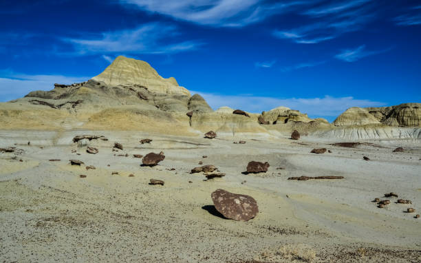 istock Rock formations at the Ah-shi-sle-pah Wash, Wilderness Study Area, New Mexico 1919801205