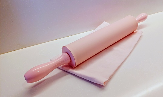 Rolling pin, pink silicone