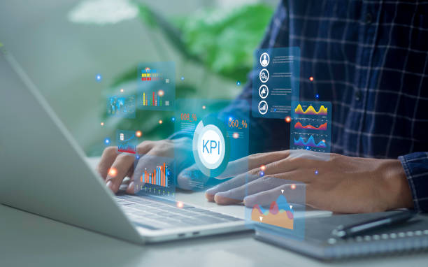 istock Key performance indicators An organization's concept of goals to measure and evaluate specific, measurable outcomes. Move in a timely manner Track performance Audience settings 1921454239
