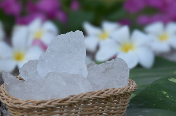 Crystal of potassium alum for spa and skin care