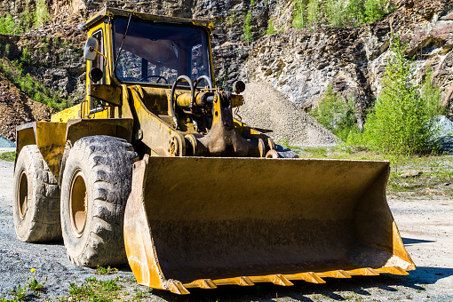 Wheel loader in a quarry