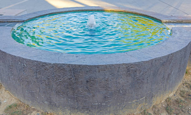 istock Round Water Fountain 1922245837