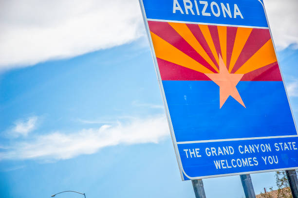 istock Arizona Border Sign 1923197022