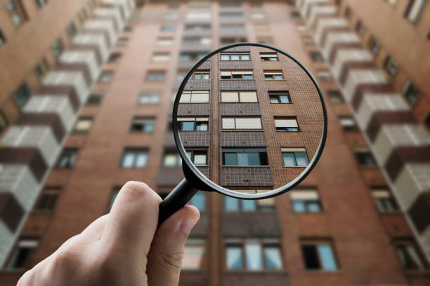 istock Focusing on an apartment building 1924341385