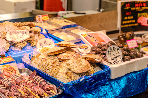 2023-11-11 Osaka, Japan. Fresh seafood on display at a market in Osaka, Japan
