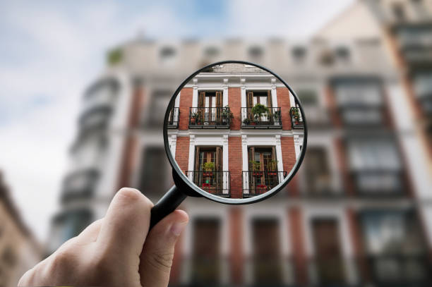 istock Focusing on an apartment building 1924504418