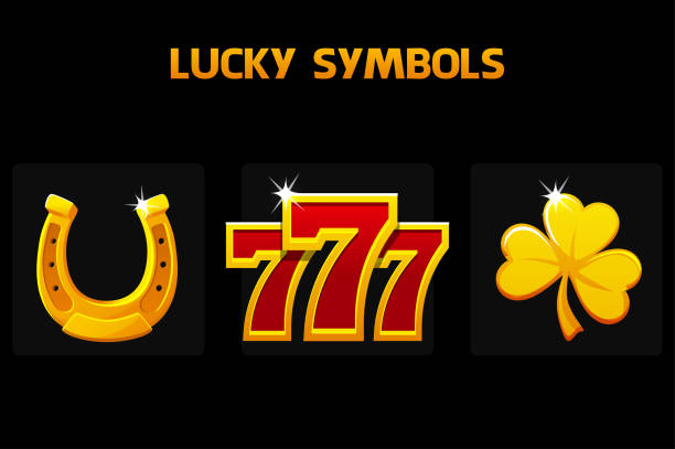 glückssymbole - sieben, klee und hufeisen. goldene symbole für spielautomaten und casinospiele - cards symbol clover horse stock-grafiken, -clipart, -cartoons und -symbole