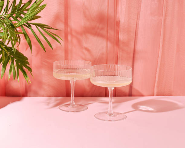 istock Summer exotic champagne party 1925024028