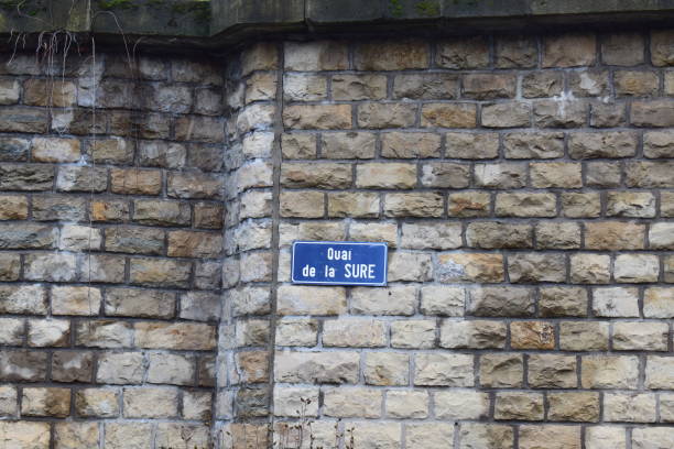 istock street name sign 1925084152