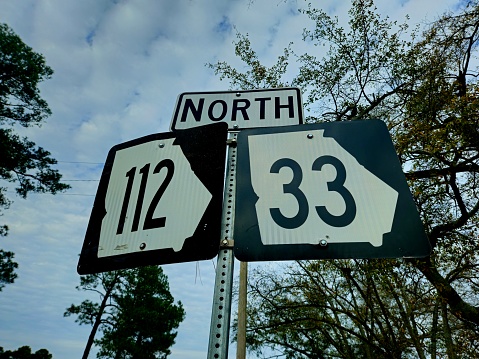 Sign directing traffic to the northbound entrance of I-75/85 in downtown Atlanta, Georgia