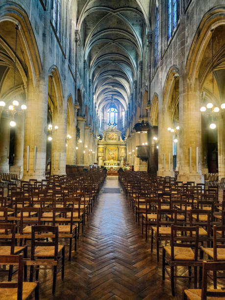 istock Saint-Nicolas-des-Champs Church, Paris 1925665110
