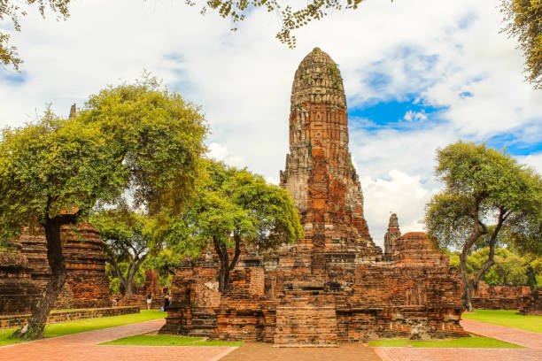 wat ratchaburana, phra nakhon si ayutthaya province, tailândia - ratchaburana - fotografias e filmes do acervo