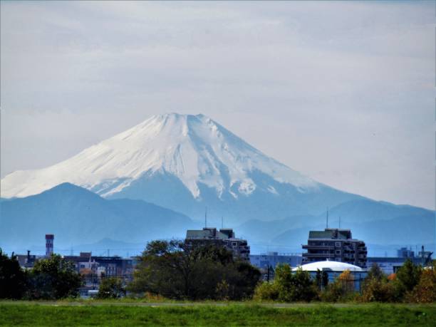 istock Mount Fuji at the end of November. 1926310691