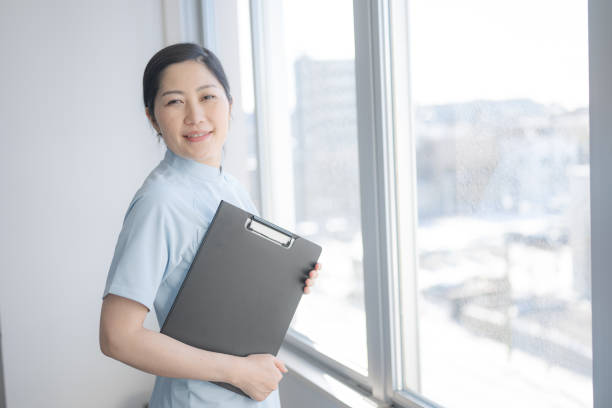 istock advice girl 1928860630