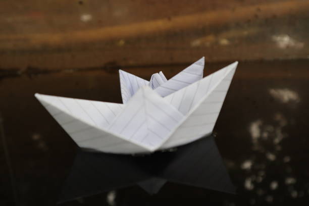 paper boats - nautical vessel isolated toy boat wood photos et images de collection