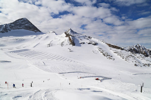 istock Ski slope on the glacier in Hintertux - Austria 1930625793