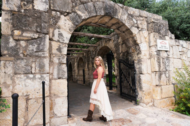 istock Female tourist exploring the Alamo 1931585194