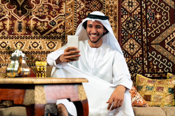 istock Man from emirati wearing kandura outfit 1931935677