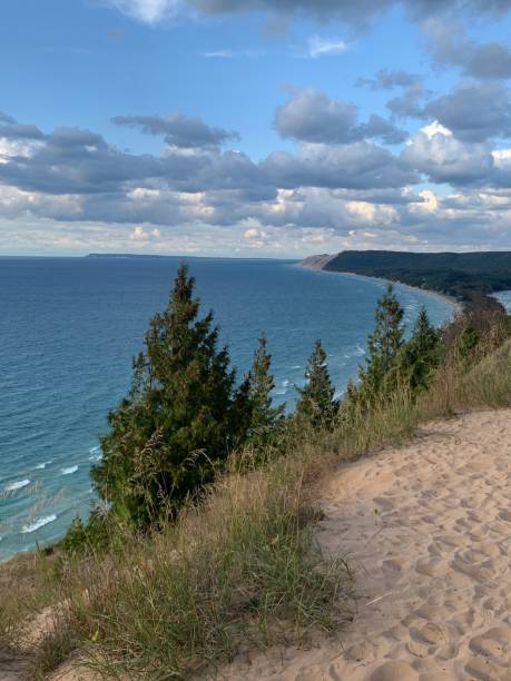 istock Lake Michigan Beach 1932203088