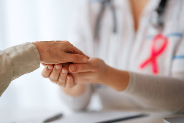 istock Support people living with tumor illness 1933898628