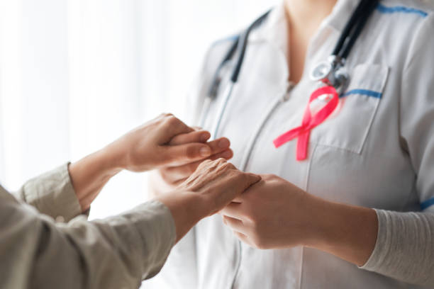 istock Support people living with tumor illness 1933898704