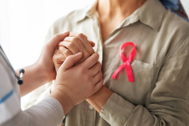 istock Support people living with tumor illness 1933906488