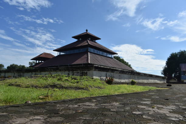 istock Acehnese cultural heritage, Tuha mosque, Indrapuri, Aceh Besar 1934090882