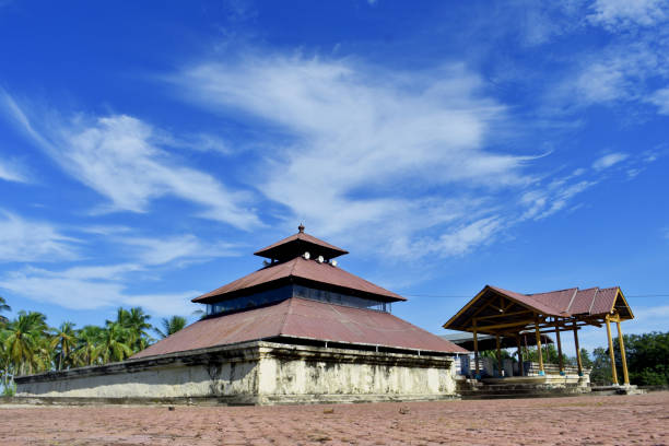 istock Acehnese cultural heritage, Tuha mosque, Indrapuri, Aceh Besar 1934090887