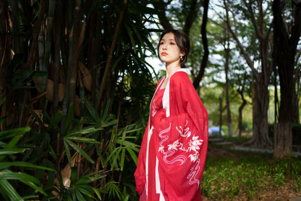 istock Beautiful Chinese Hanfu 1934625030