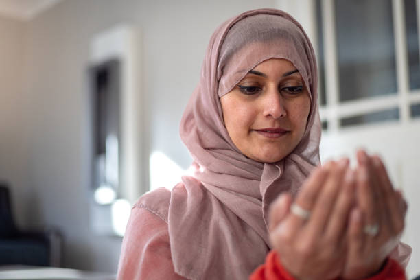 istock Finding Solace in Prayer at Home 1934787892