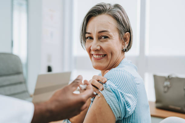 istock Vaccine in the arm 1935660221