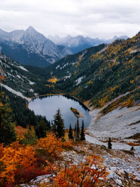 istock Maple pass, North Cascades, WA 1935794812