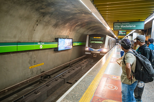 Vila Madalena station on the São Paulo, Brazil subway metro as a train is arriving