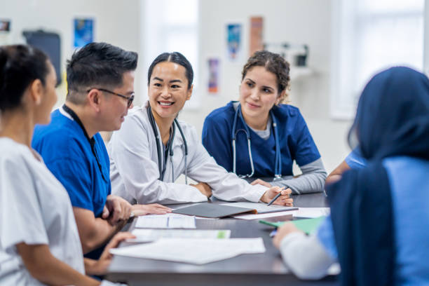 istock Medical Team Meeting 1935988202