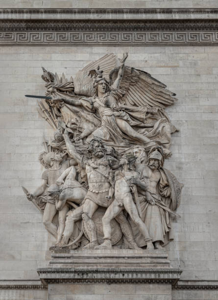 sculptural group is a monumental stone high relief. departure of the volunteers of 1792 commonly known as la marseillaise. - charles de gaulle photos et images de collection