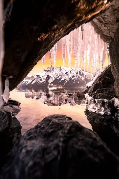 istock Morning Fire at Lake Minnewanka 1936043064