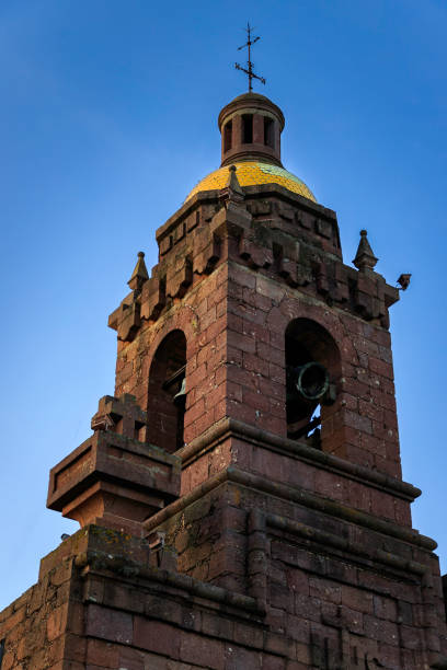 The Cerocahui Mission is what gave rise to the town located in the municipality of Urique. In the 20th century, the previous structure of the Mission was replaced by a quarry for what is today known as the Parish of San Francisco Javier.