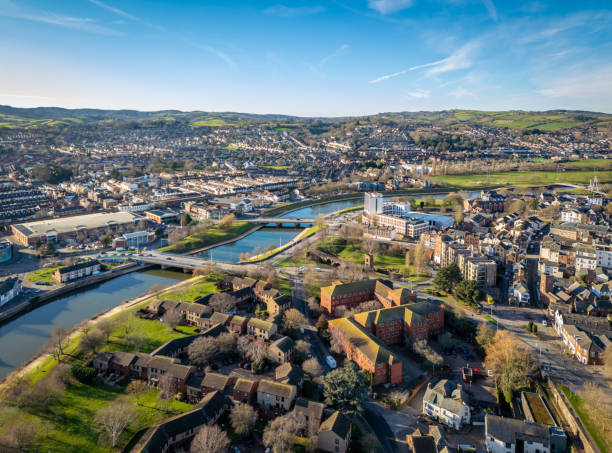 istock Exe Bridge South and North in Exeter 1937068648