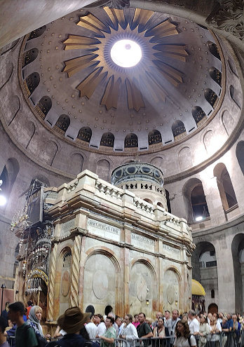 Wide angle view of pilgrims waiting to visit the Holy Sepulcher - Jerusalem
