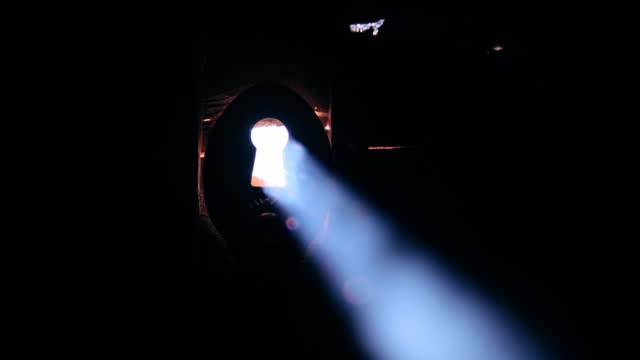 Light passing through a keyhole