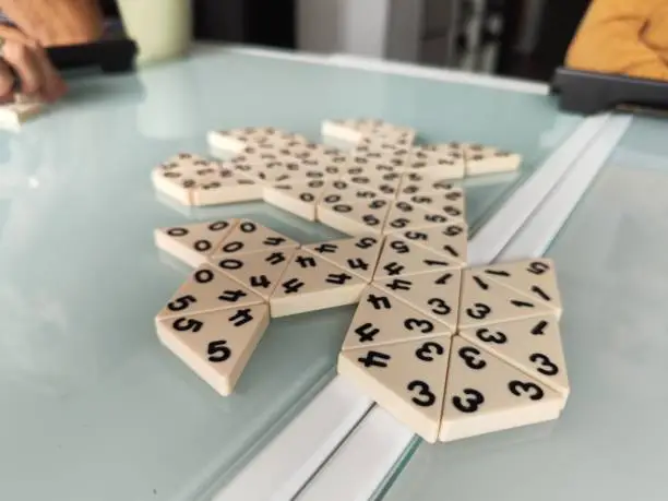 Domino tiles