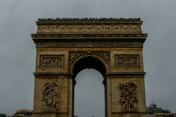 arc de triomphe, photo image a beautiful panoramic view of paris metropolitan city - arc de triomphe paris france arc delaware стоковые фото и изображения