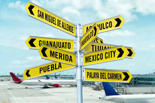 istock Mexican city signs 1938090234