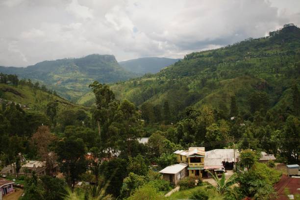 istock Sri Lanka mountain town 1938110825