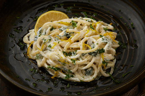 Creamy Ricotta, Lemon and Spinach Spaghetti