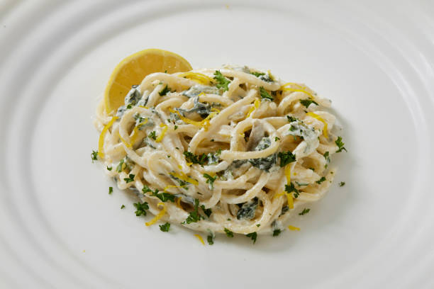 istock Creamy Ricotta, Lemon and Spinach Spaghetti 1938230374