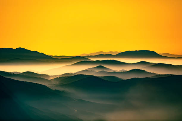 istock Beautiful Rolling Landscape During Winter Sunrise 1938694900