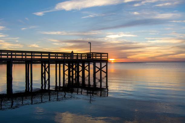 istock Bayfront Park at sunset in Daphne, Alabama 1938883970