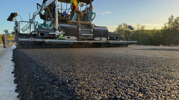 istock Asphalt paving Stock Photo 1939091928
