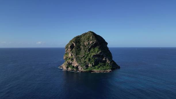 istock Diamond Rock Martinique 1939269373
